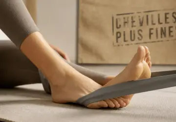 Chevilles épaisses : 4 leviers pour identifier la cause et affiner durablement vos jambes Chevilles épaisses : 4 leviers pour identifier la cause et affiner durablement vos jambes