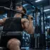 Exercices dos en salle de sport : largeur, épaisseur et lombaires sans multiplier les mouvements
